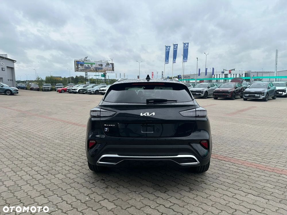 Kia XCeed 1.6 T-GDI Tribute DCT - 5