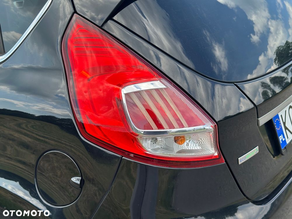 Ford Fiesta 1.0 EcoBoost S&S TITANIUM - 22