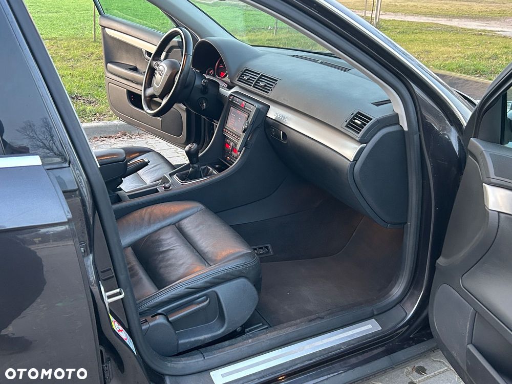 Audi A4 Avant 3.0 TDI quattro - 24