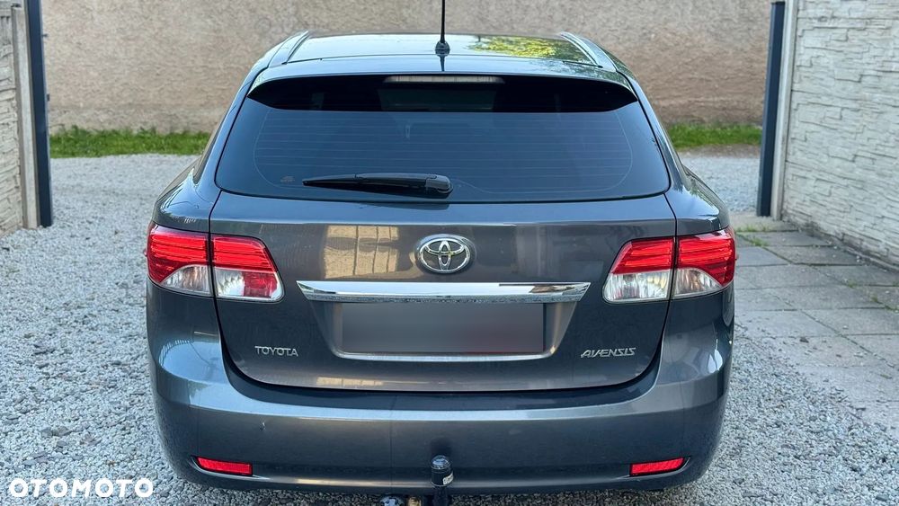 Toyota Avensis 1.6 Comfort - 7
