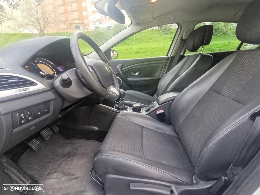 Renault Mégane Sport Tourer 1.5 dCi Dynamique S - 16