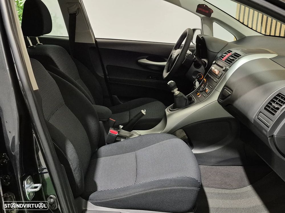 Toyota Auris 1.33 VVT-i Sol - 16