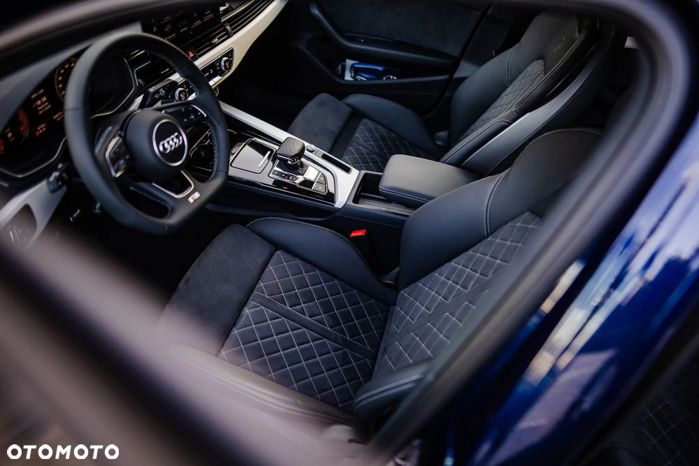 Audi A4 Limousine 40 TFSI mHEV S Line S tronic - 28