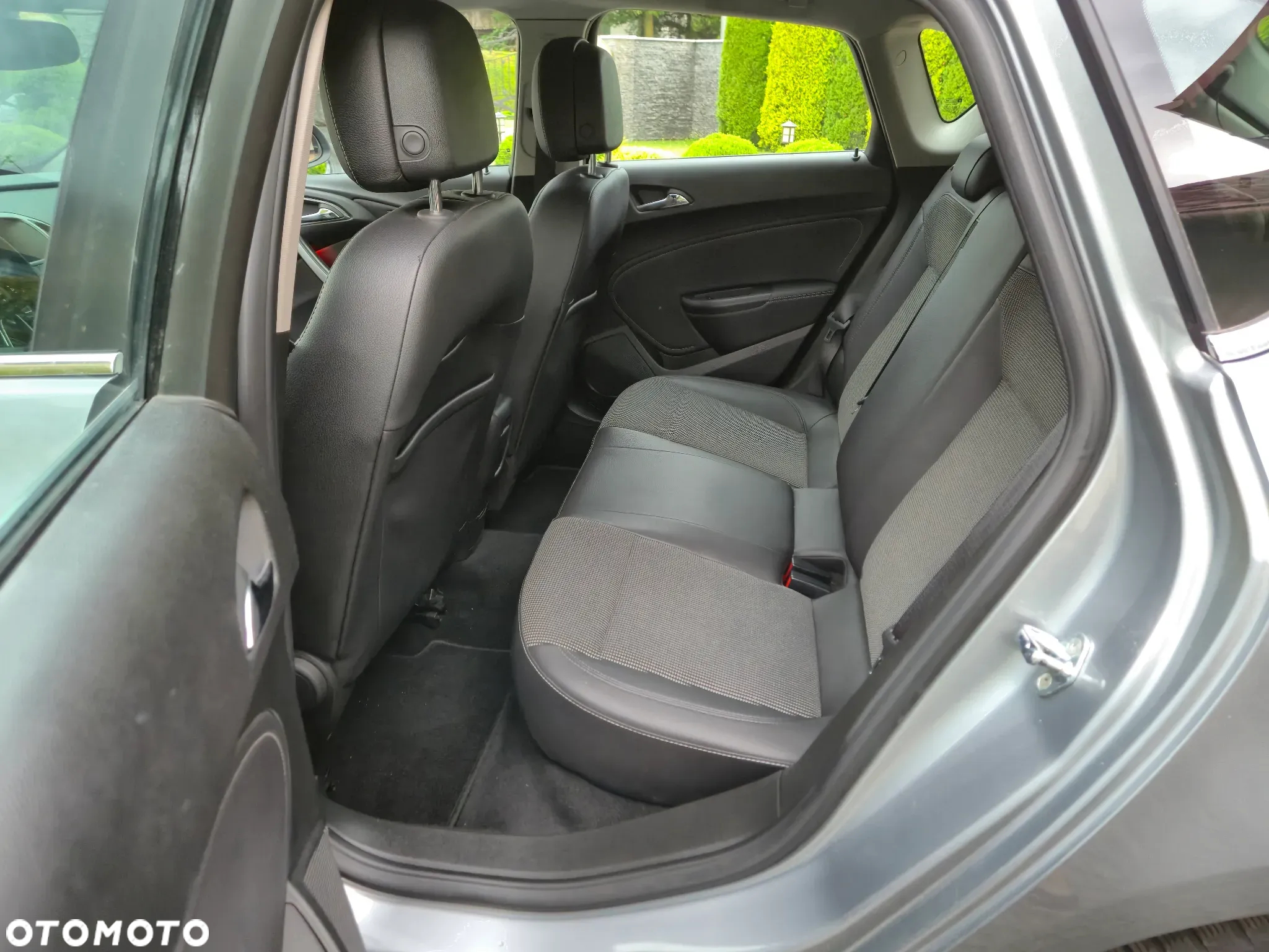 Opel Astra 1.4 Turbo Innovation - 25