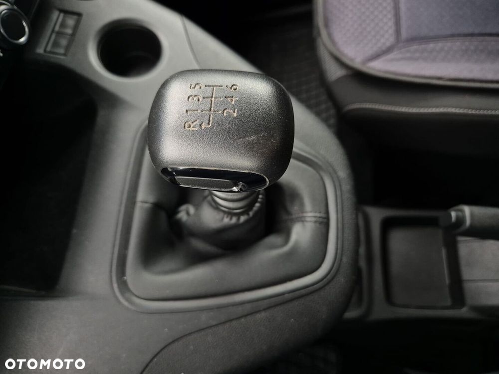 Toyota Proace City Verso 1.2 D-4T Business - 20