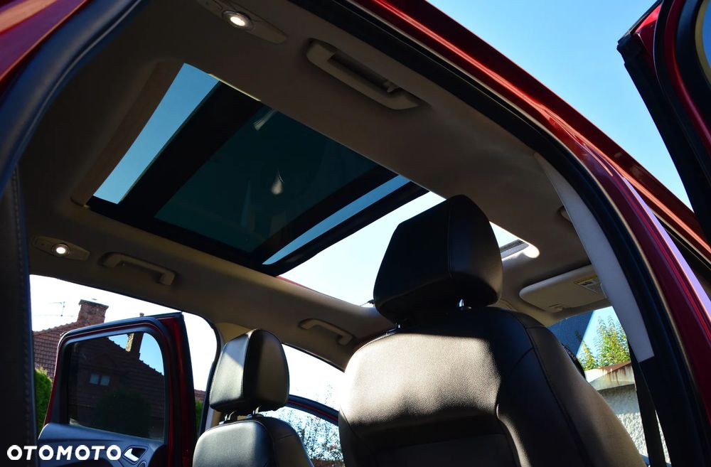 Ford Escape 2.0 EcoBoost AWD Titanium - 17