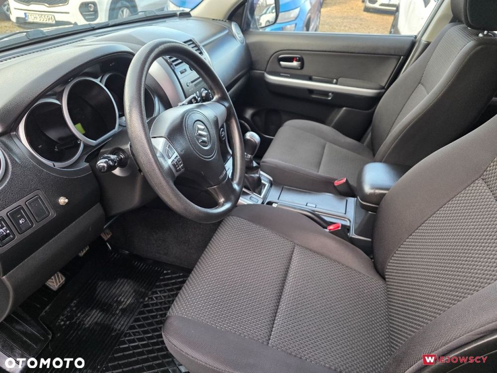 Suzuki Grand Vitara - 14