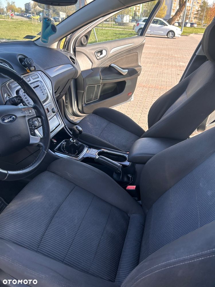 Ford Mondeo 2.0 TDCi Trend - 15