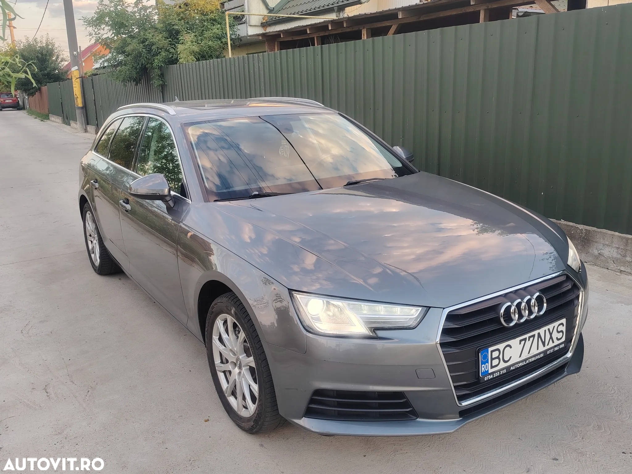 Audi A4 2.0 TDI DPF clean diesel multitronic Attraction - 2