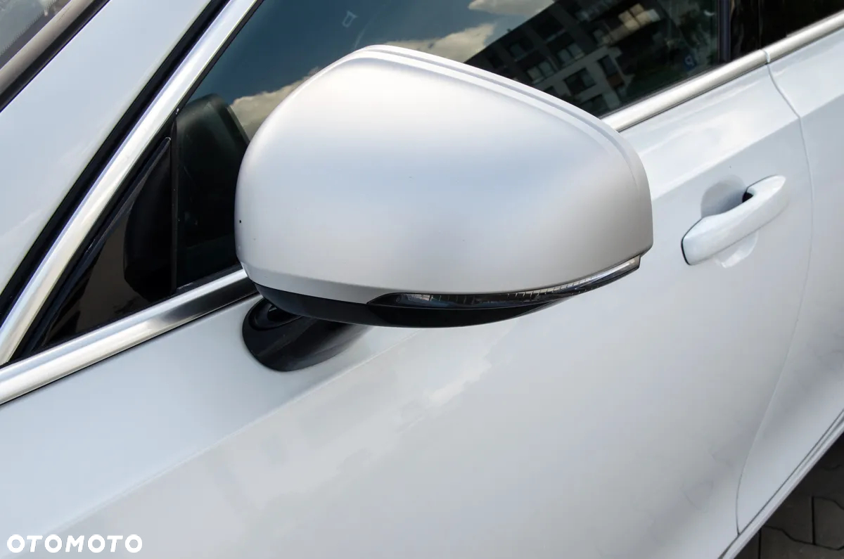 Volvo V90 D4 Geartronic R Design - 11