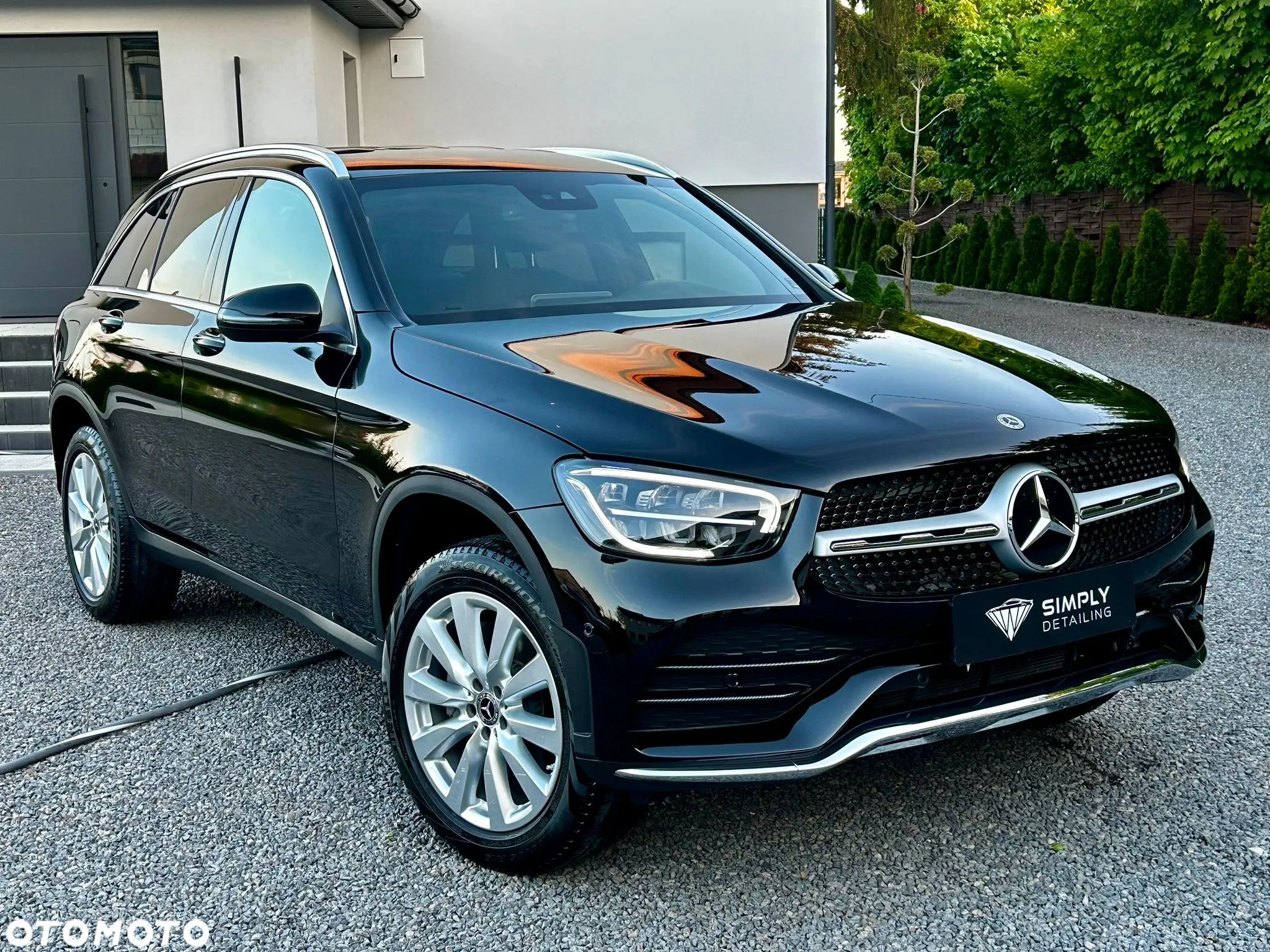 Mercedes-Benz GLC - 1