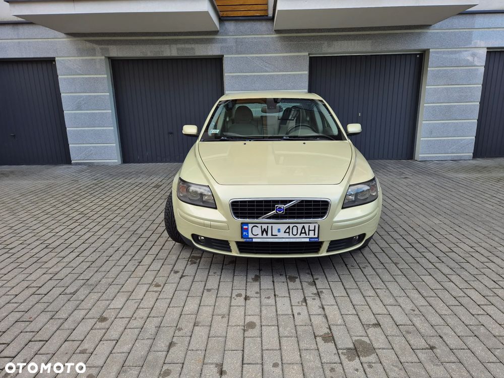 Volvo S40 2.4 Momentum - 3