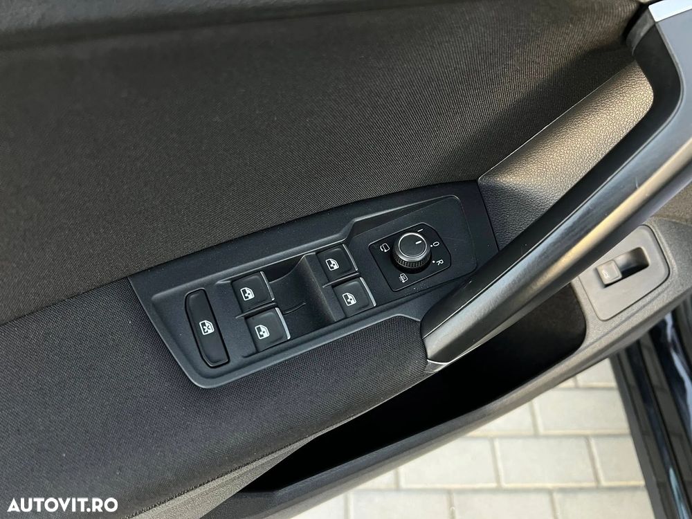 Volkswagen Tiguan 2.0 TDI SCR 4MOTION (BlueMotion Techn.) DSG Comfortline - 17