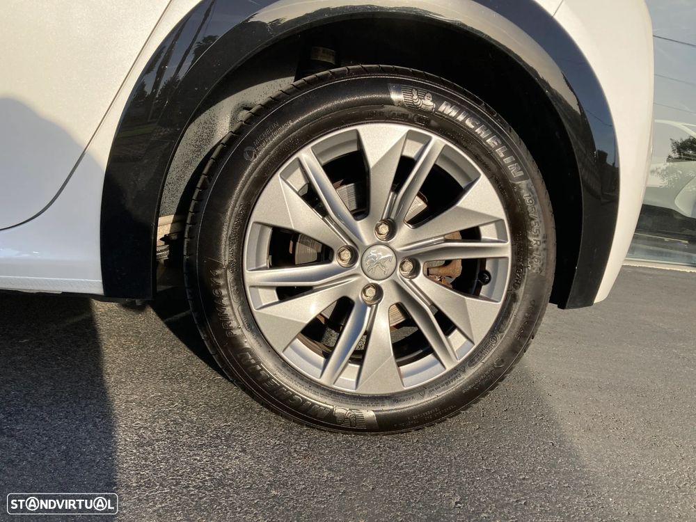 Peugeot e-208 50 kWh Active Pack - 10