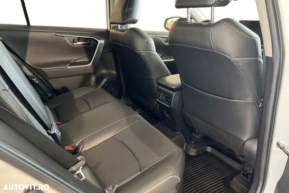 Toyota RAV4 2.5 VVT-iE 4x4 Exclusive - 17
