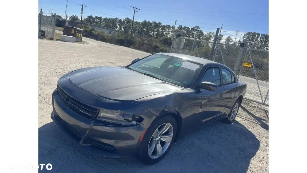 Dodge Charger 3.6 GT - 9