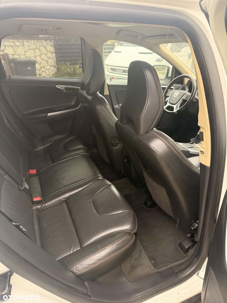 Volvo XC 60 - 12