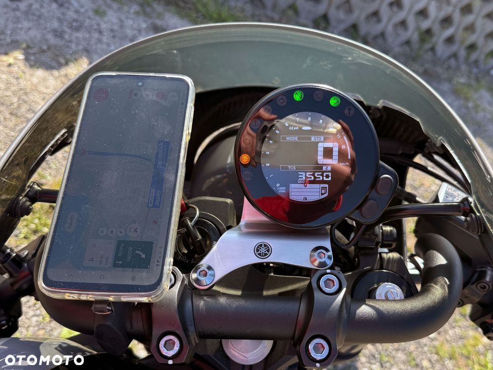 Yamaha XSR - 2