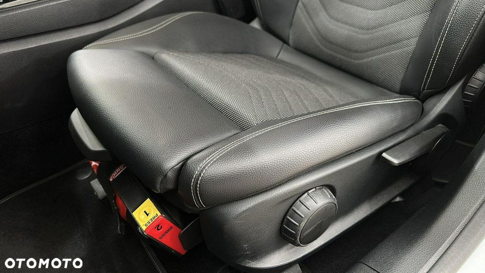 Mercedes-Benz Klasa A 180 d 8G-DCT - 16