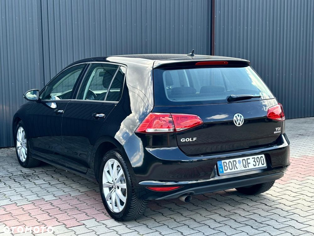 Volkswagen Golf 1.6 TDI DPF BlueMotion Technology Team - 8