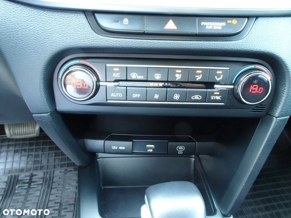 Kia XCeed 1.5 T-GDI M DCT - 32