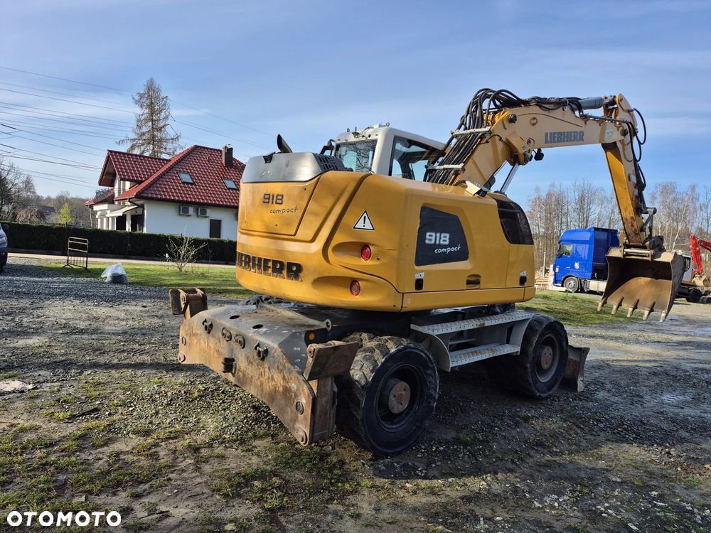 Liebherr A918 - 4