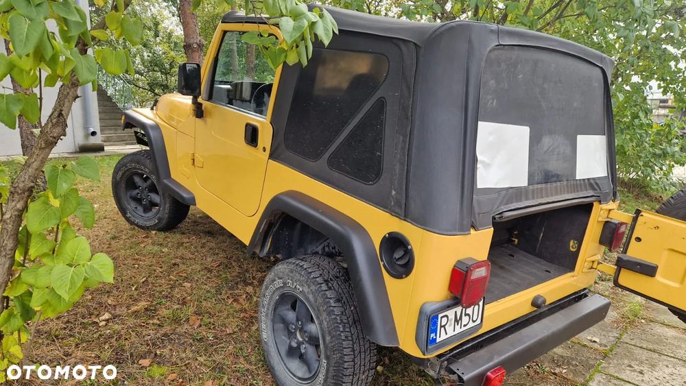 Jeep Wrangler 2.5 Sport - 6