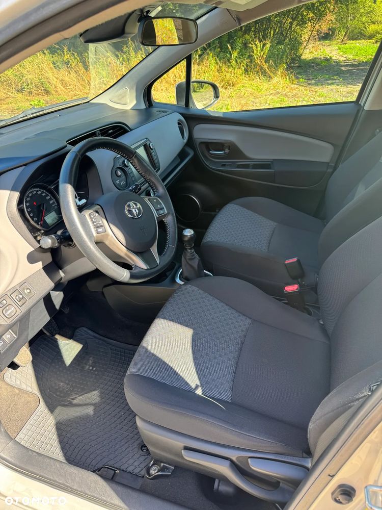Toyota Yaris - 2