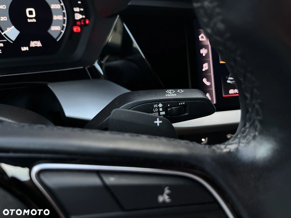 Audi A3 Limousine 30 TFSI mHEV Advanced S tronic - 19