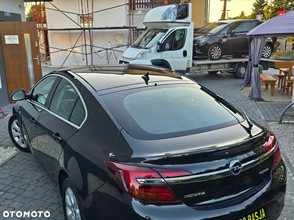 Opel Insignia 1.6 T Cosmo S&S - 18