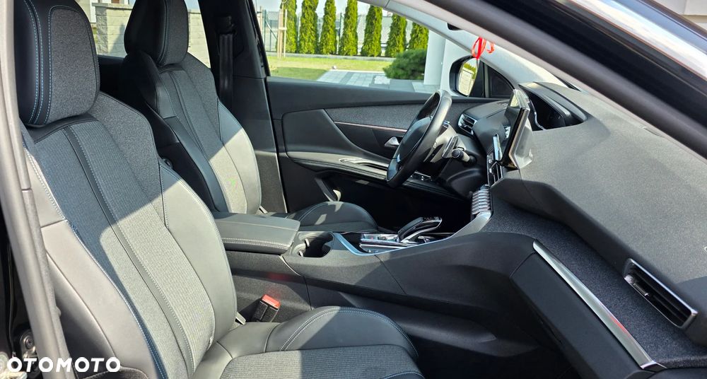 Peugeot 3008 1.5 BlueHDi Allure S&S EAT8 - 30