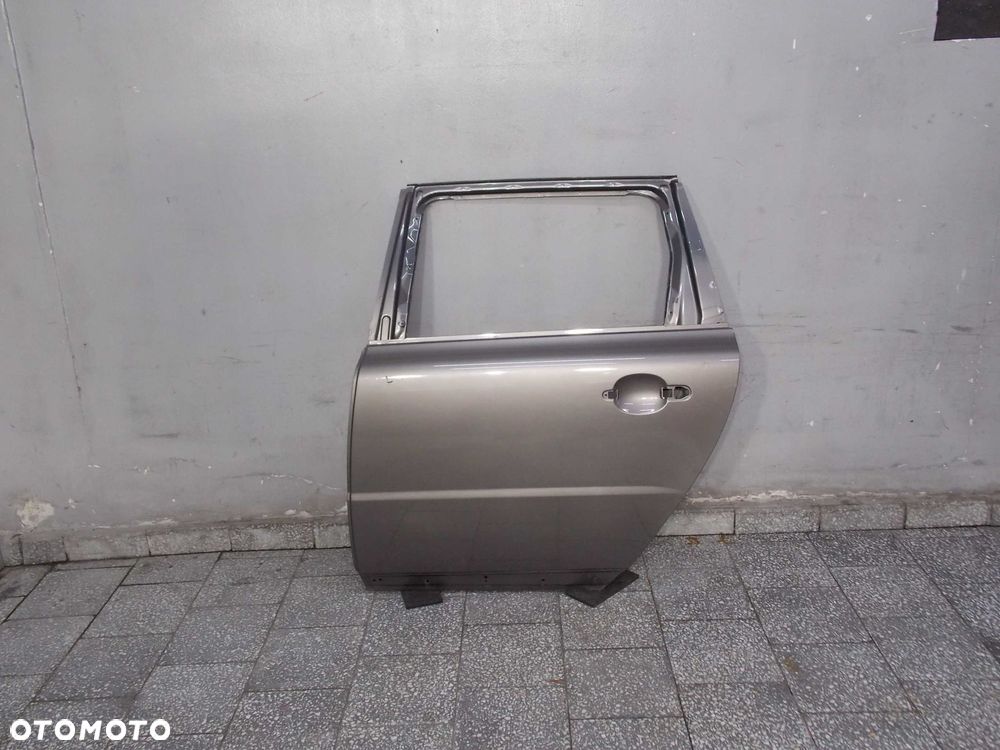 VOLVO V70 III XC70 06-16 DRZWI TYL TYLNE LEWE - 1