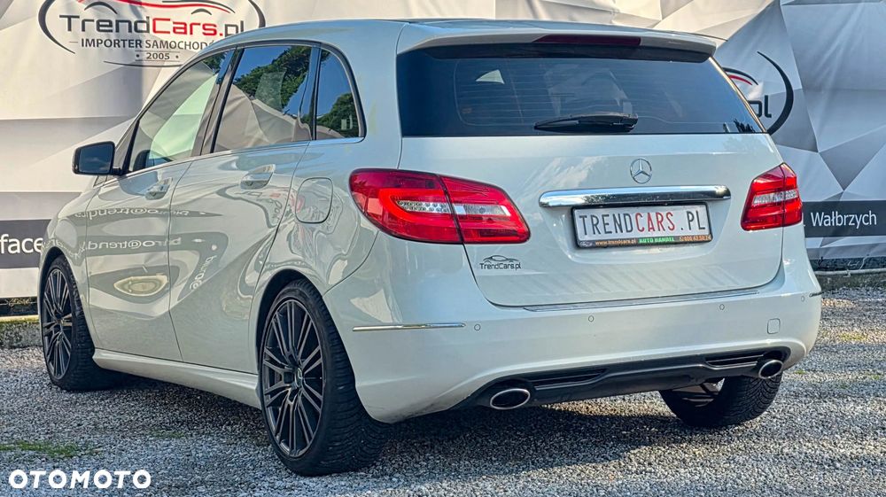 Mercedes-Benz Klasa B 180 CDI (BlueEFFICIENCY) 7G-DCT - 27
