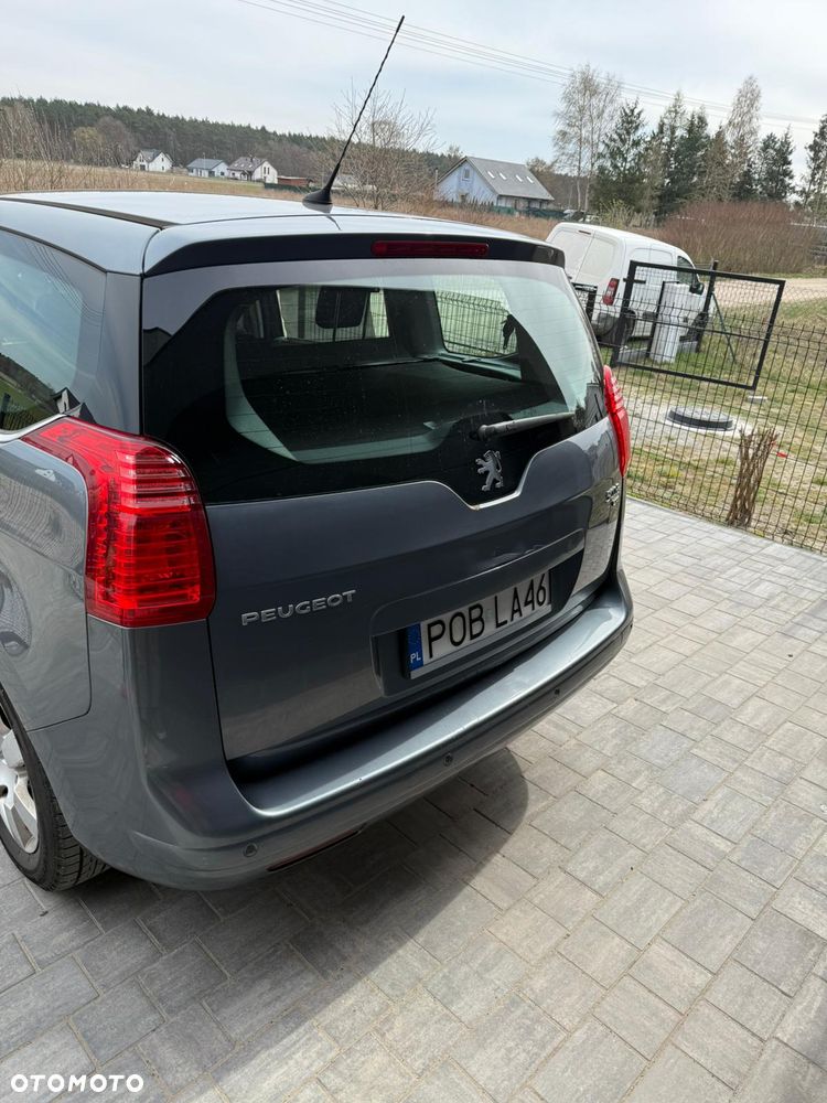 Peugeot 5008 1.6 e-HDi Active S&S 7os - 8