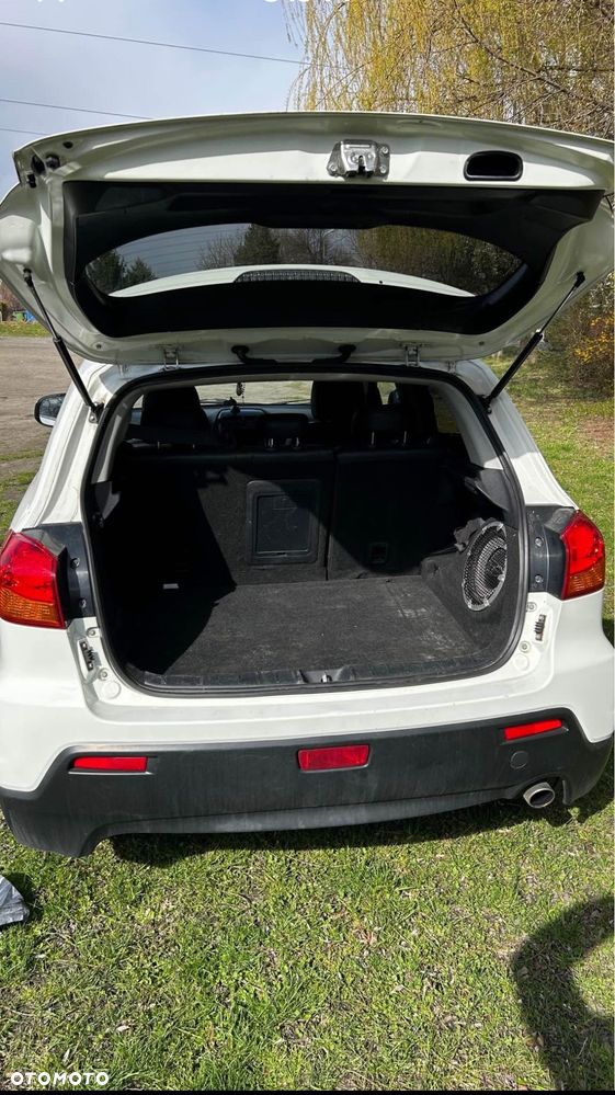 Mitsubishi ASX - 5