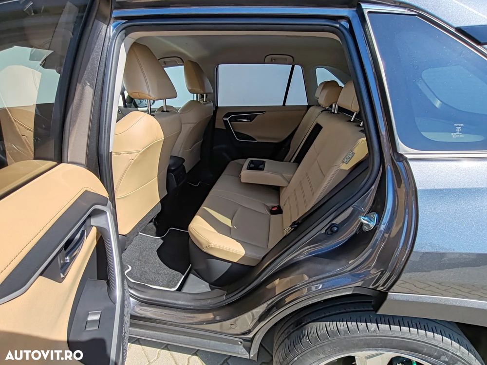 Toyota RAV4 2.5 VVT-iE 4x4 Luxury Premium - 6