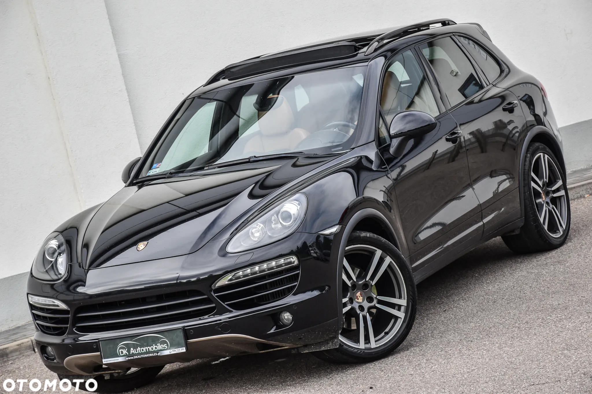 Porsche Cayenne Diesel Platinum Edition - 3