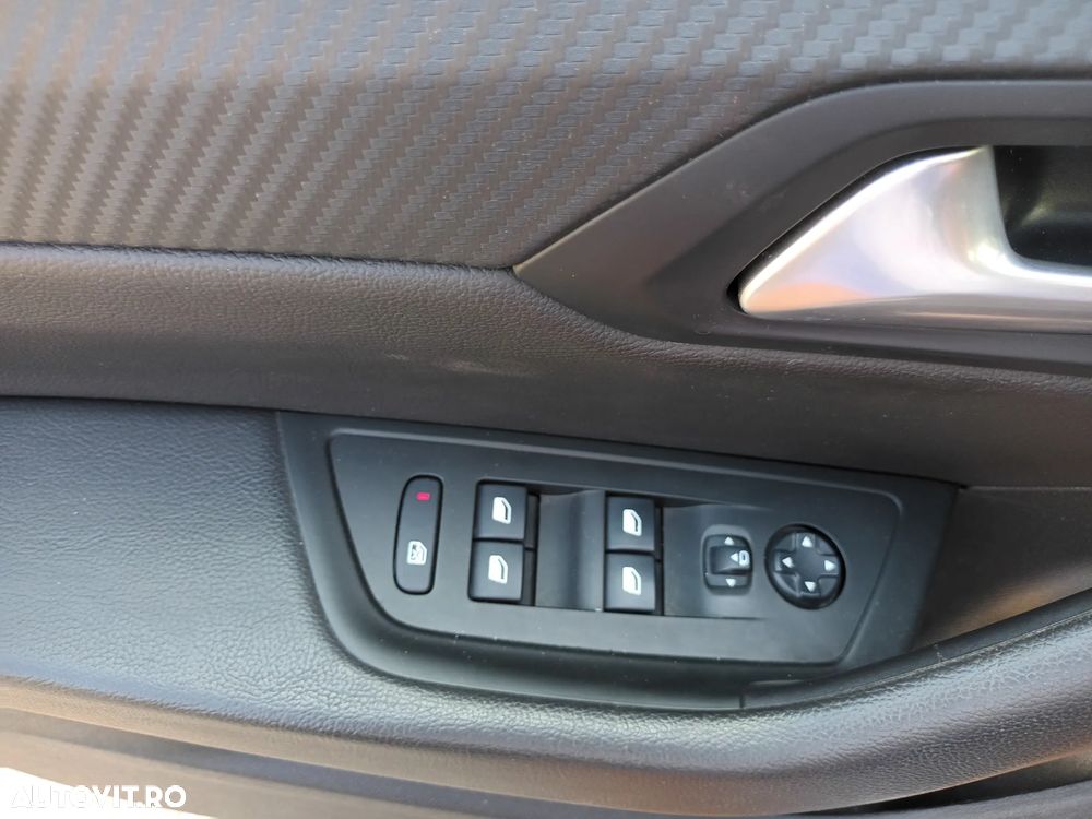 Peugeot 508 BlueHDi 130 EAT8 Allure - 13