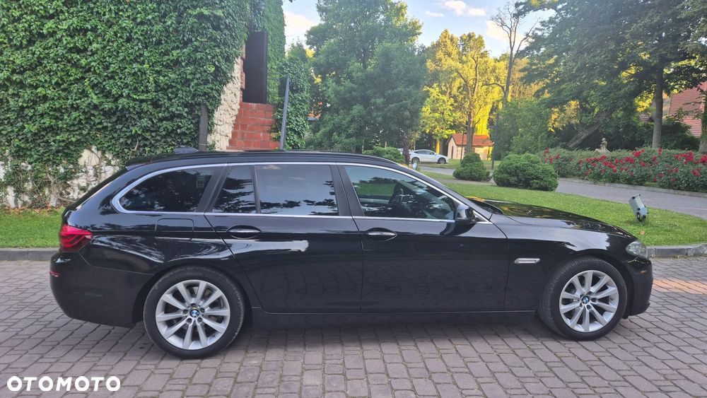 BMW Seria 5 520d xDrive - 1