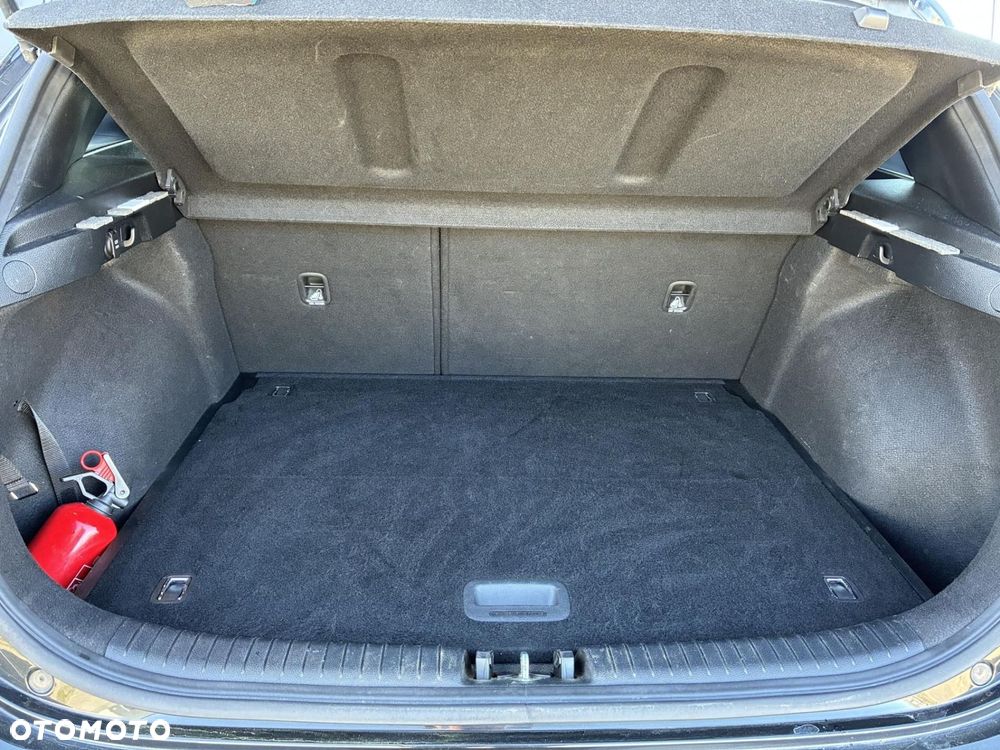 Kia Ceed 1.4 T-GDI L DCT - 27