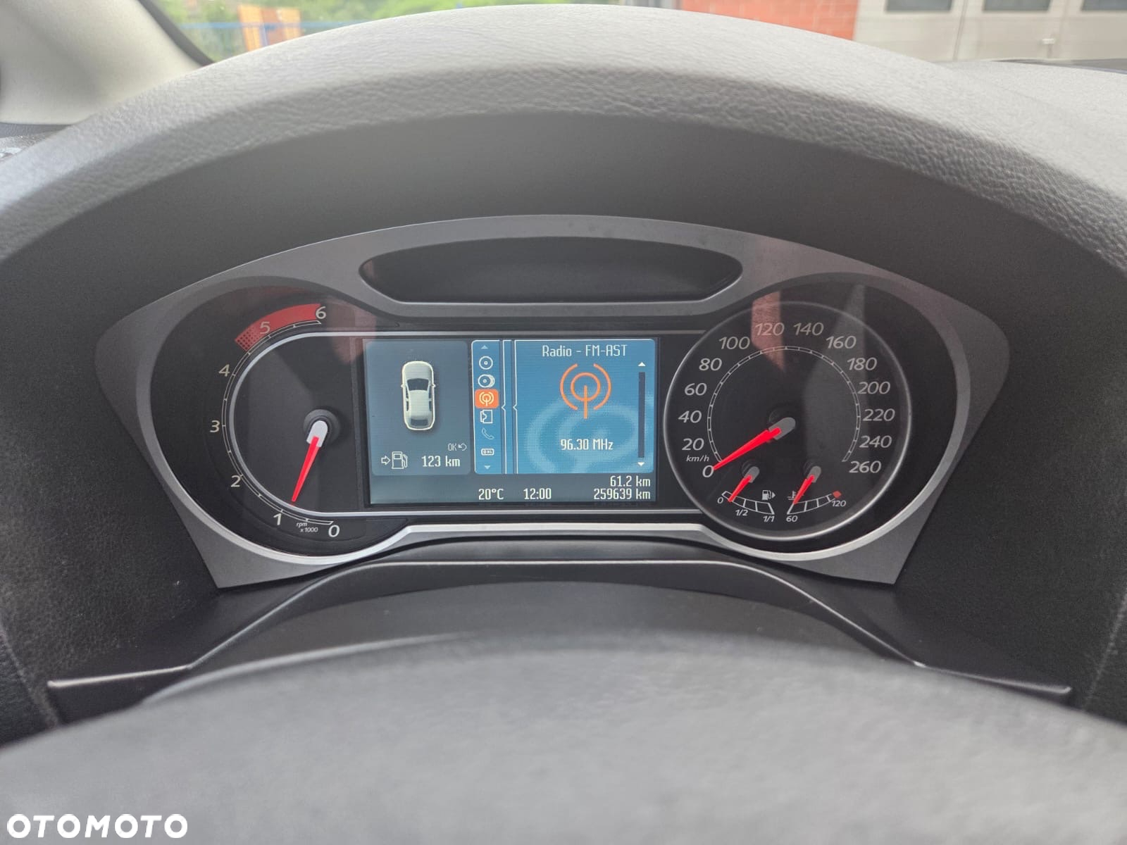 Ford S-Max 2.2 TDCi DPF Titanium - 8
