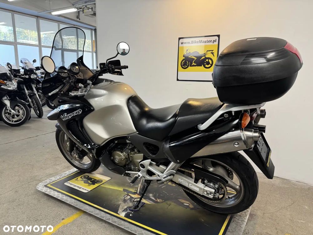 Honda XL - 6