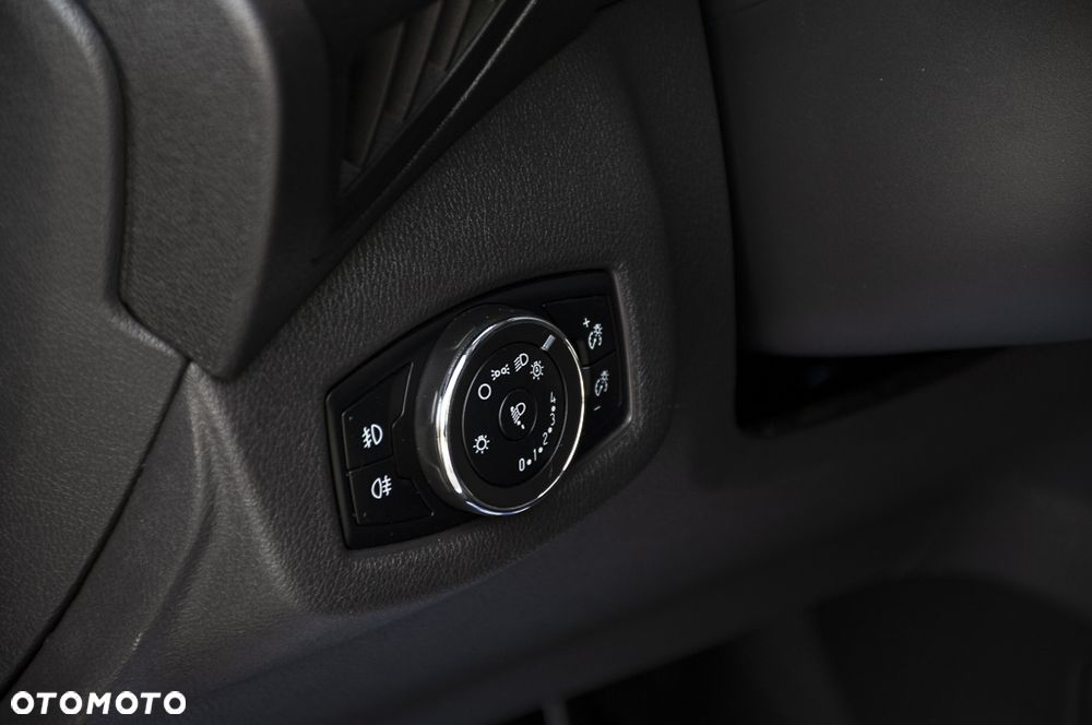 Ford Transit Connect - 18