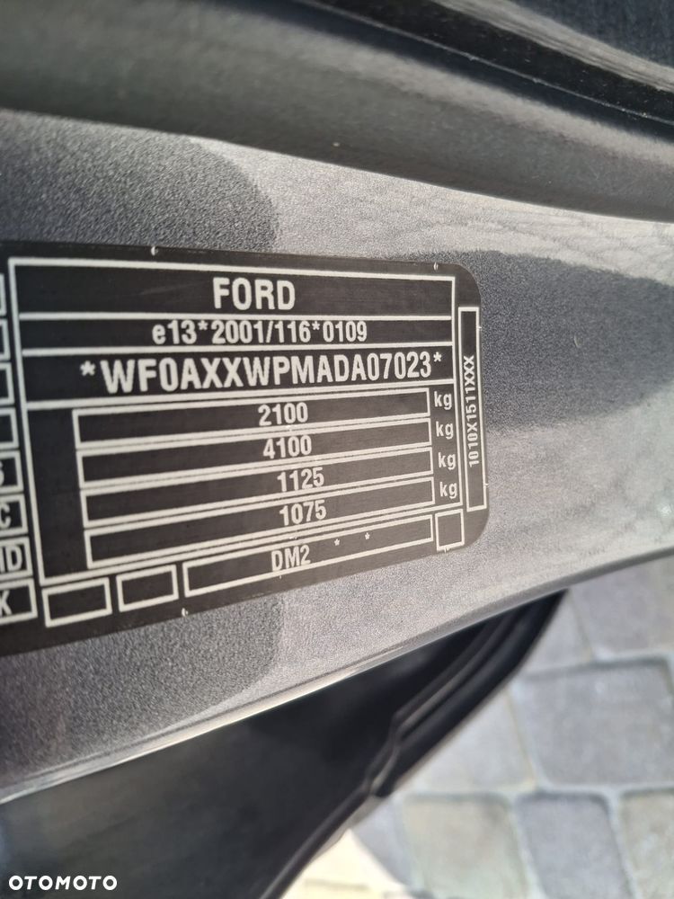 Ford Kuga 1.6 EcoBoost 2x4 Titanium - 30