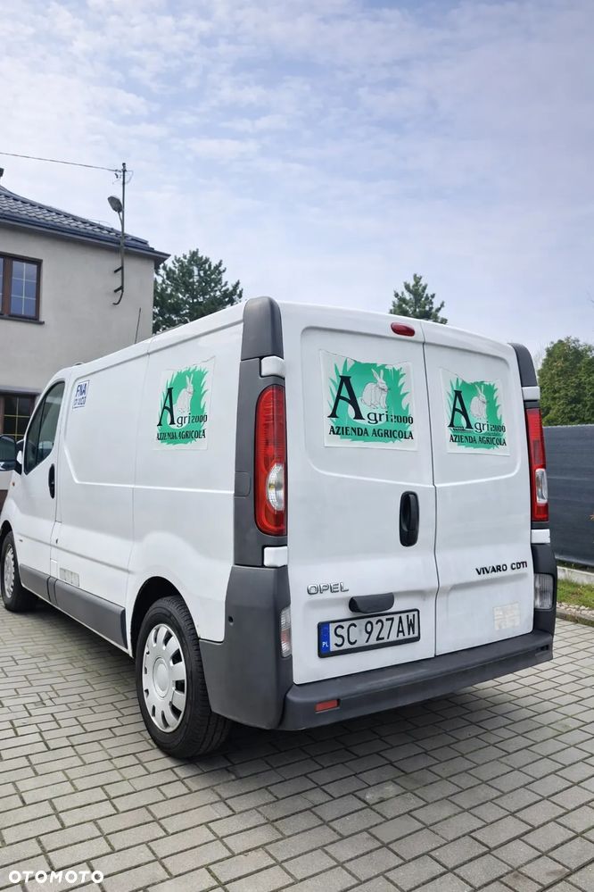 Opel Vivaro - 2