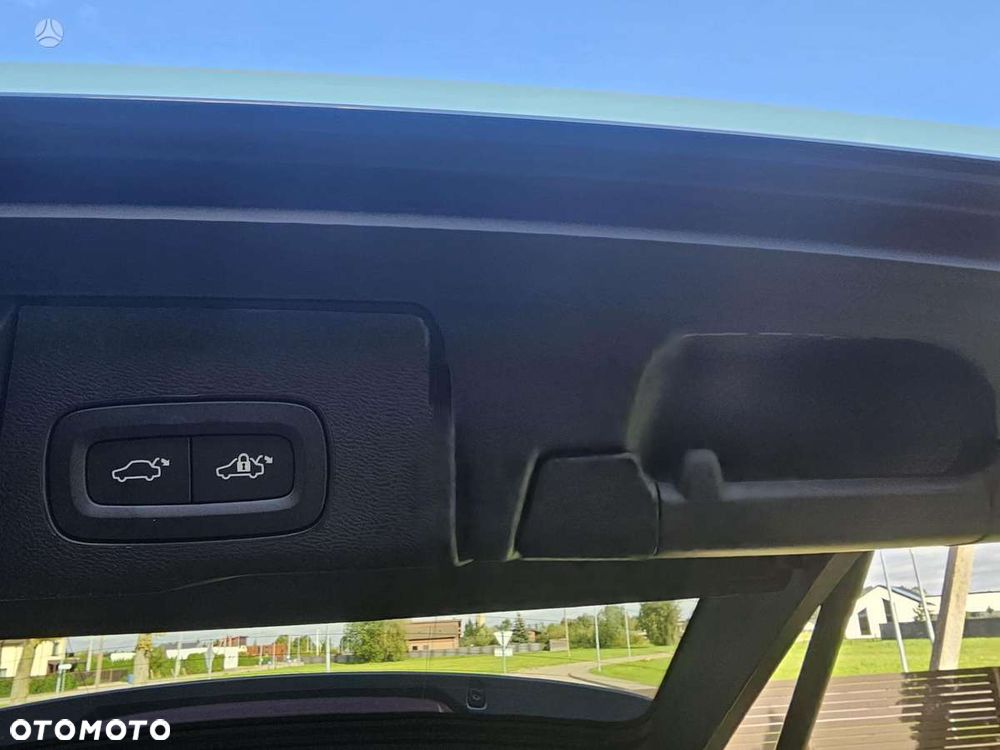 Volvo XC 60 T8 AWD Ultra Black Edition Signature - 12