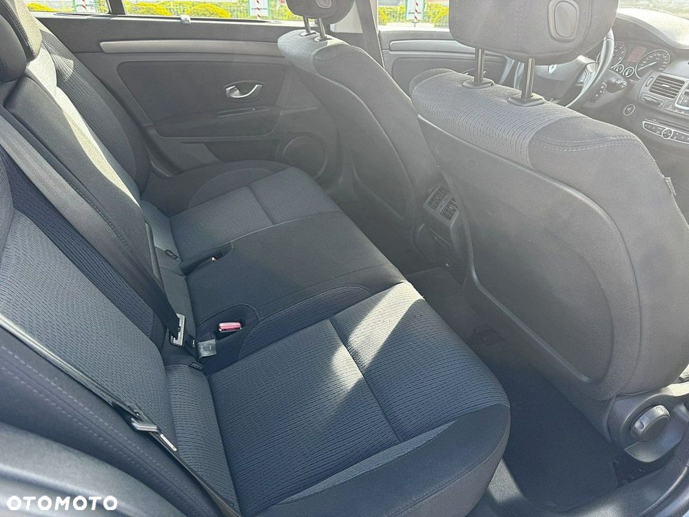Renault Laguna - 12