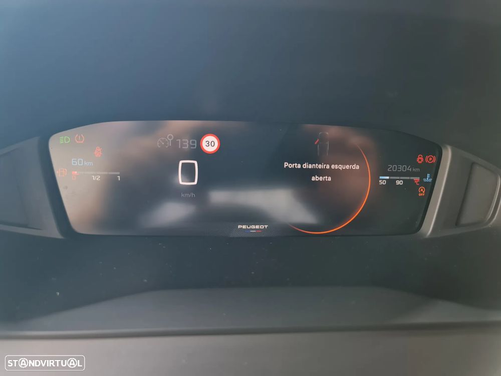 Peugeot 2008 1.2 PureTech Allure Pack - 24