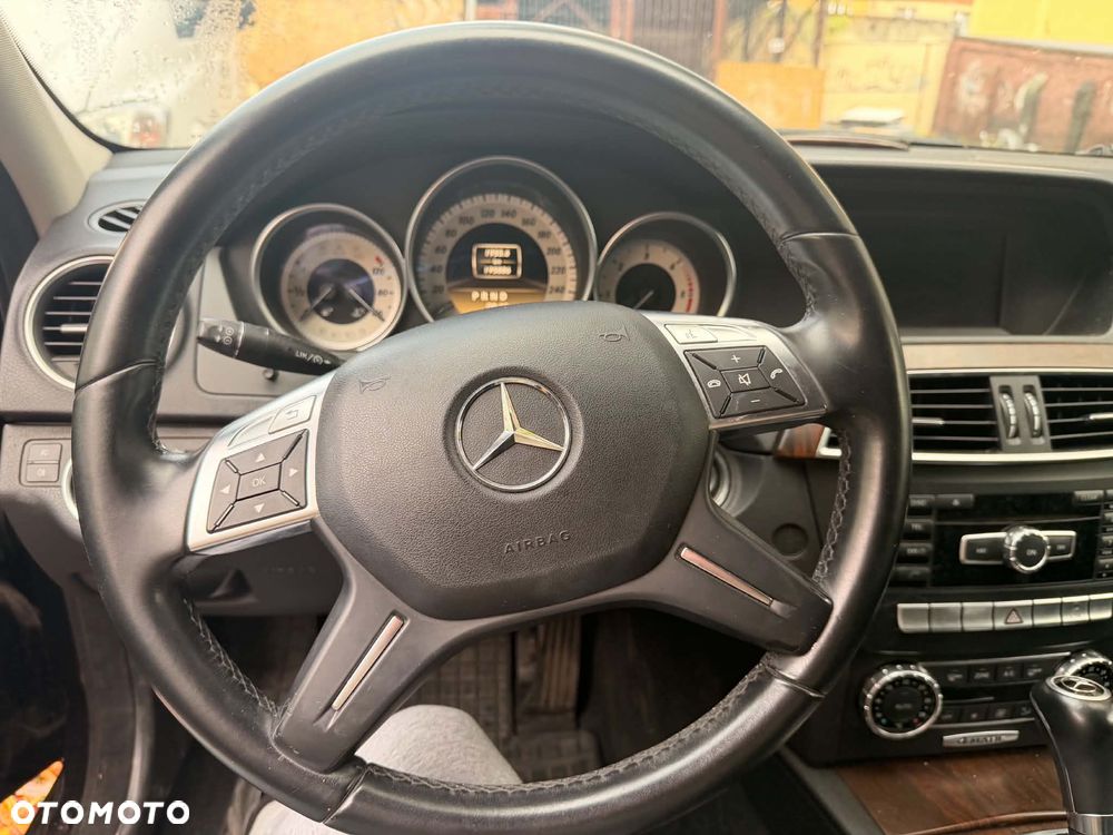 Mercedes-Benz Klasa C 250 CDI BlueEff Avantgarde 4-Matic - 8