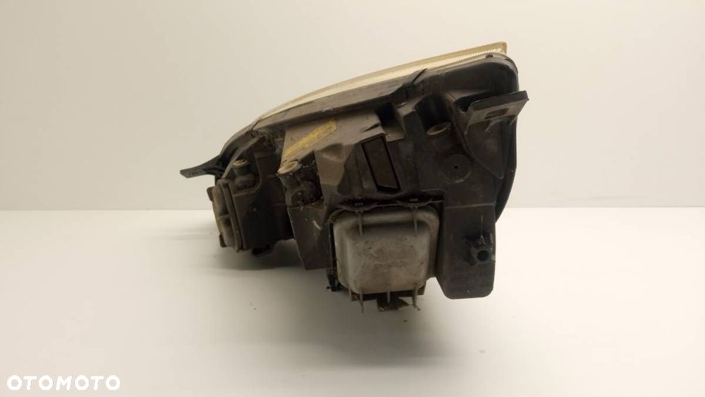 LAMPA PRAWY PRZÓD MITSUBISHI COLT VI EUROPA - 3